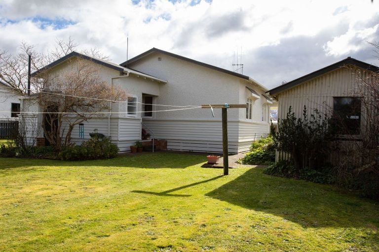 Photo of property in 4 Trafalgar Street, Dannevirke, 4930