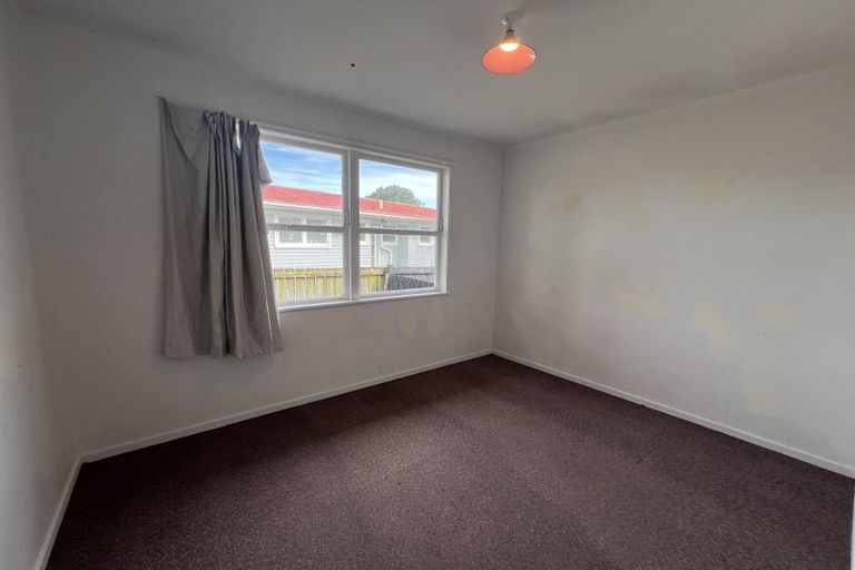 Photo of property in 53 Pinedale Place, Henderson, Auckland, 0610