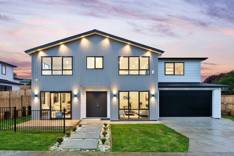 Photo of property in 6 Ambrosia Avenue, Henderson, Auckland, 0612