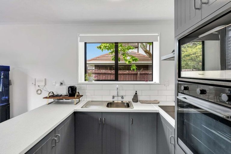 Photo of property in 1/42 Briarmont Street, Avondale, Christchurch, 8061