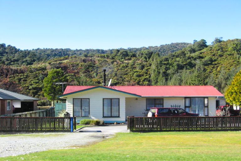 Photo of property in 241 Marsden Road, Greymouth, 7805