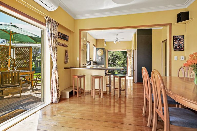 Photo of property in 16 Patui Avenue, Ngarimu Bay, Thames, 3575