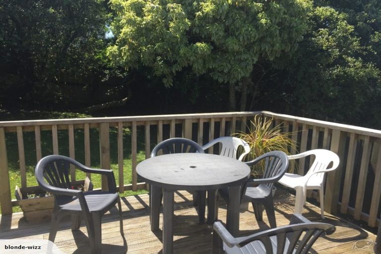 Photo of property in 9 Denarius Lane, Glendene, Auckland, 0602