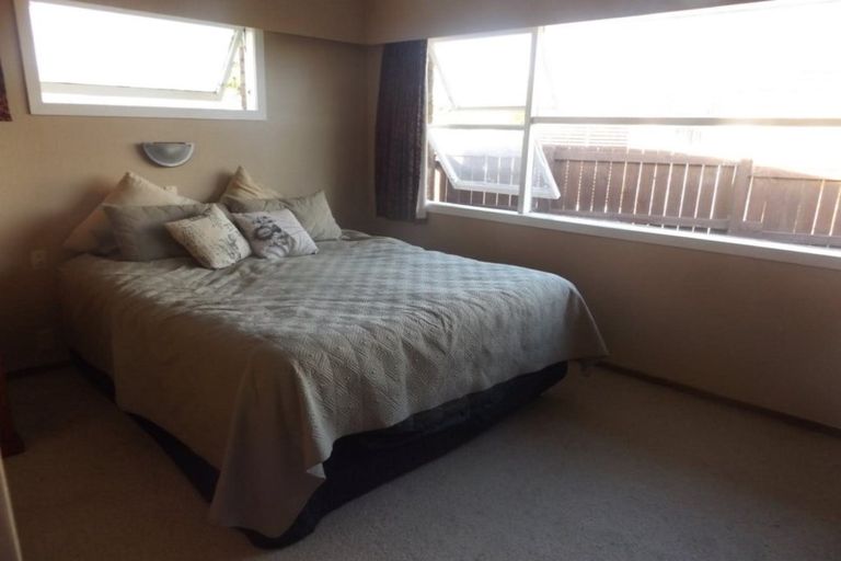 Photo of property in 32 Mears Road, St Andrews, Hamilton, 3200