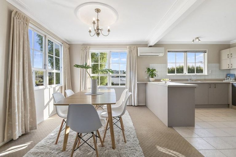 Photo of property in 2/183 Shakespeare Road, Milford, Auckland, 0620