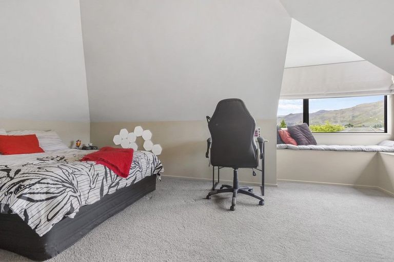 Photo of property in 30 Albert Drive, Clyde, 9330