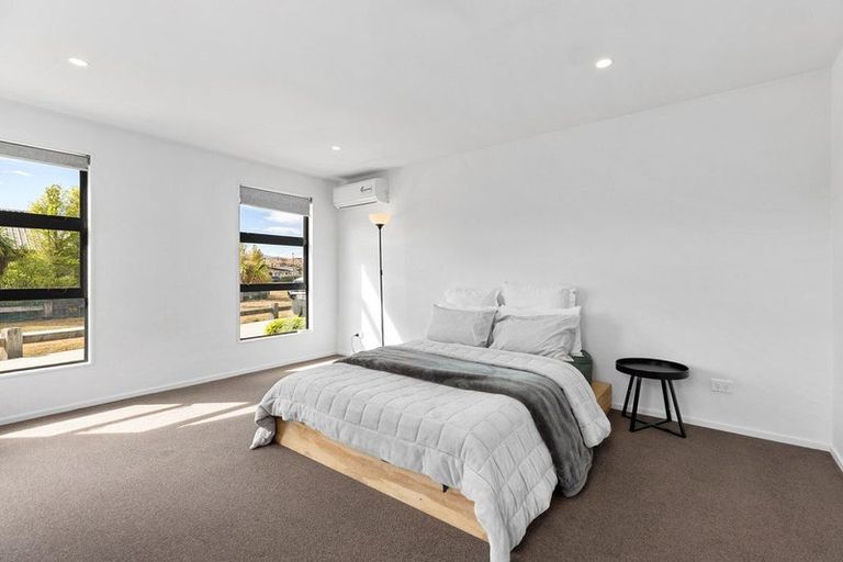 Photo of property in 27 Marbleleaf Lane, Albert Town, Wanaka, 9305