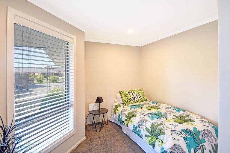 Photo of property in 3 Stratton Way, Mosgiel, 9024