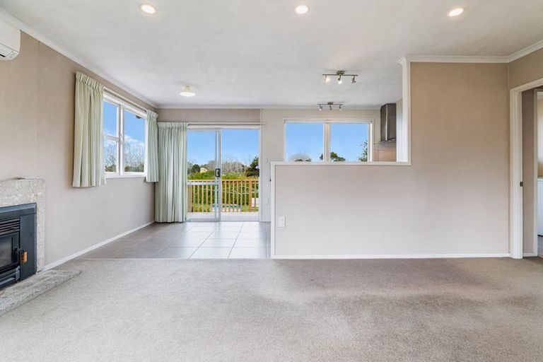 Photo of property in 24 Weza Lane, Kumeu, 0810
