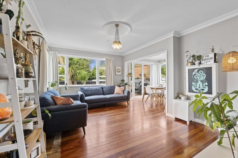 Photo of property in 408a Carrington Street, Upper Vogeltown, New Plymouth, 4310
