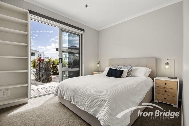 Photo of property in Shed 22 Princes Wharf Apartments, 26/147 Quay Street, Auckland Central, Auckland, 1010