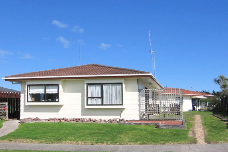 Photo of property in 38b Thomas Place, Foxton Beach, Foxton, 4815