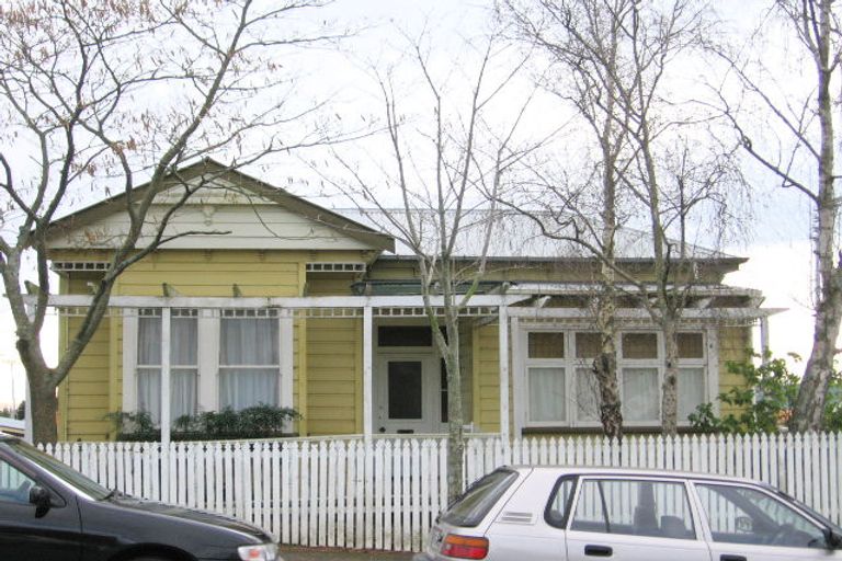 Photo of property in 18 Marama Street, Frankton, Hamilton, 3204