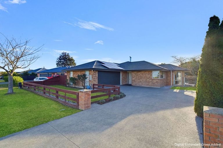 Photo of property in 122 Lowes Road, Rolleston, 7614