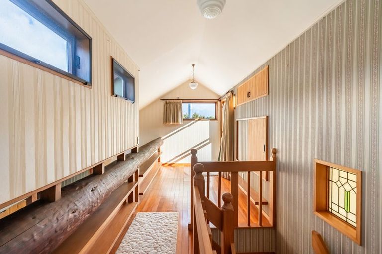 Photo of property in 8 Ahoroa Road, Judgeford, Porirua, 5381