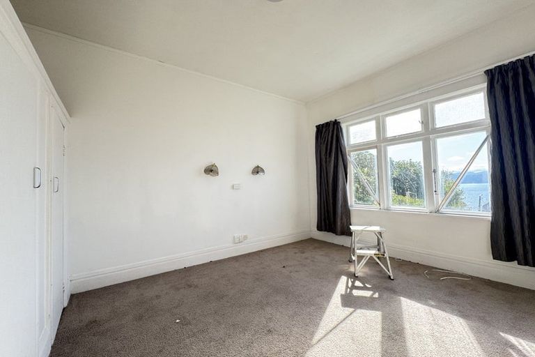 Photo of property in 2/51 Barnard Street, Wadestown, Wellington, 6012