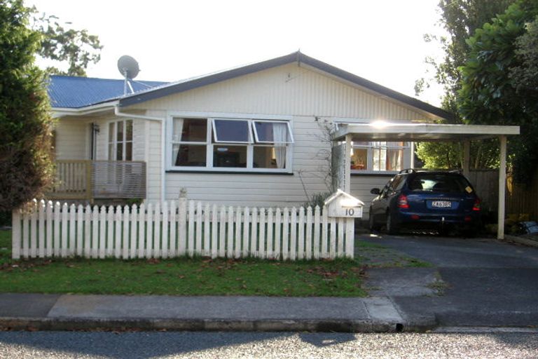 Photo of property in 1/10 Angelo Avenue, Howick, Auckland, 2014