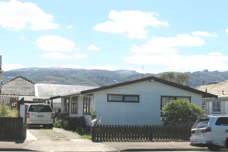 Photo of property in 90 Martin Street, Wallaceville, Upper Hutt, 5018