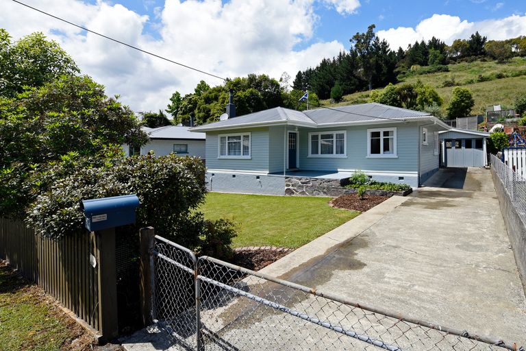 Photo of property in 64 Toi Toi Street, Toi Toi, Nelson, 7010