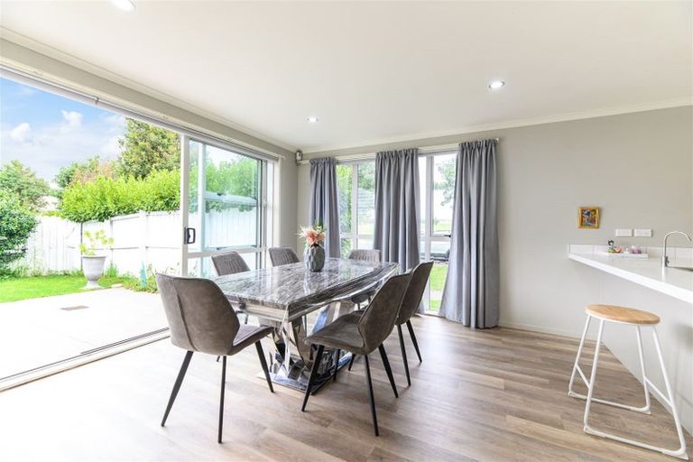 Photo of property in 1 Tarapiroe Avenue, Takanini, 2112