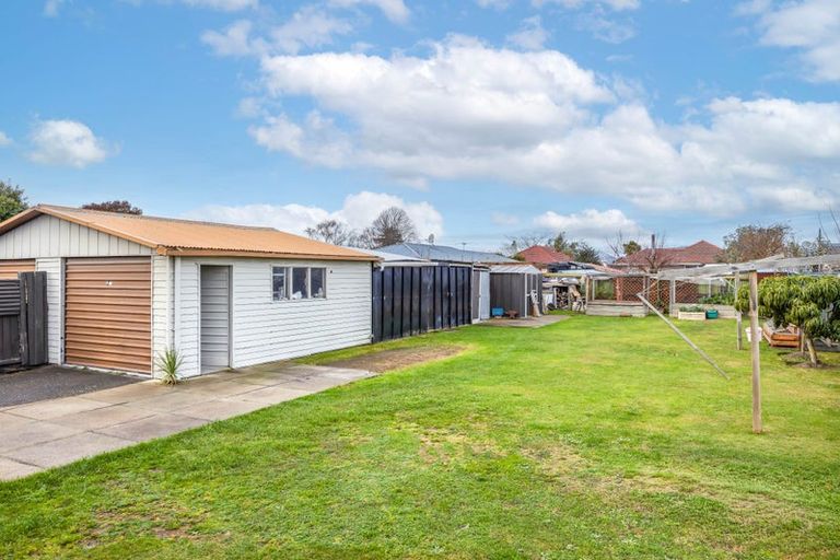 Photo of property in 25 Avro Crescent, Hornby, Christchurch, 8042