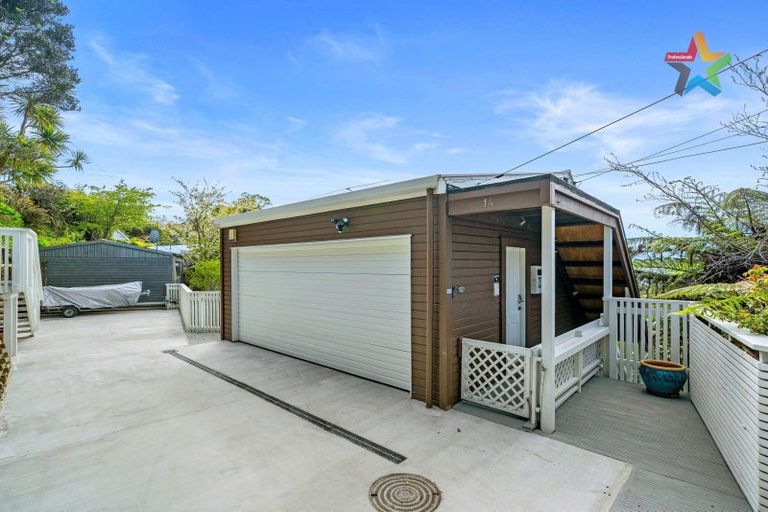 Photo of property in 14 Maungaraki Road, Korokoro, Lower Hutt, 5012