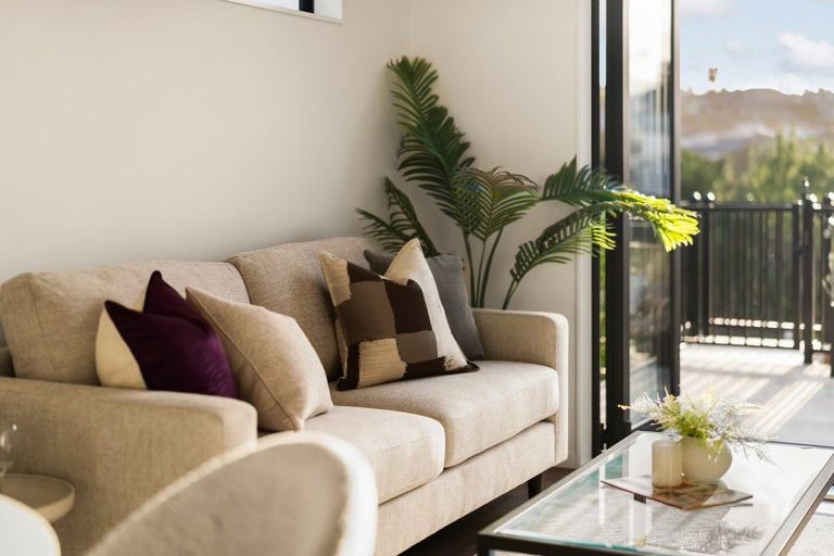 Photo of property in 13/10 Ngaroma House Drive, Hobsonville, Auckland, 0616