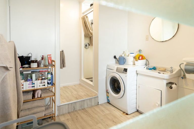 Photo of property in 6 Stormont Place, Kingston, Wellington, 6021