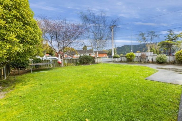 Photo of property in 7 Mangaroa Hill Road, Maoribank, Upper Hutt, 5018