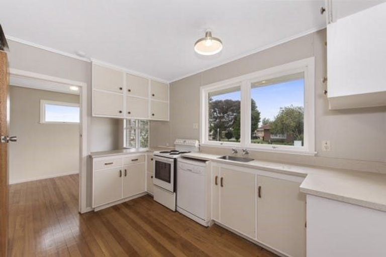 Photo of property in 2 Patricia Avenue, Hamilton East, Hamilton, 3216