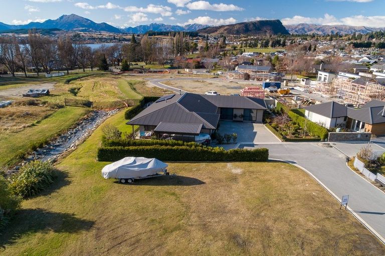 Photo of property in 7 Penny Lane, Wanaka, 9305