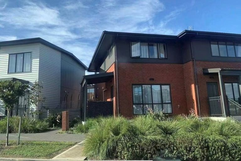 Photo of property in 36 Mahalo Avenue, Wiri, Auckland, 2104