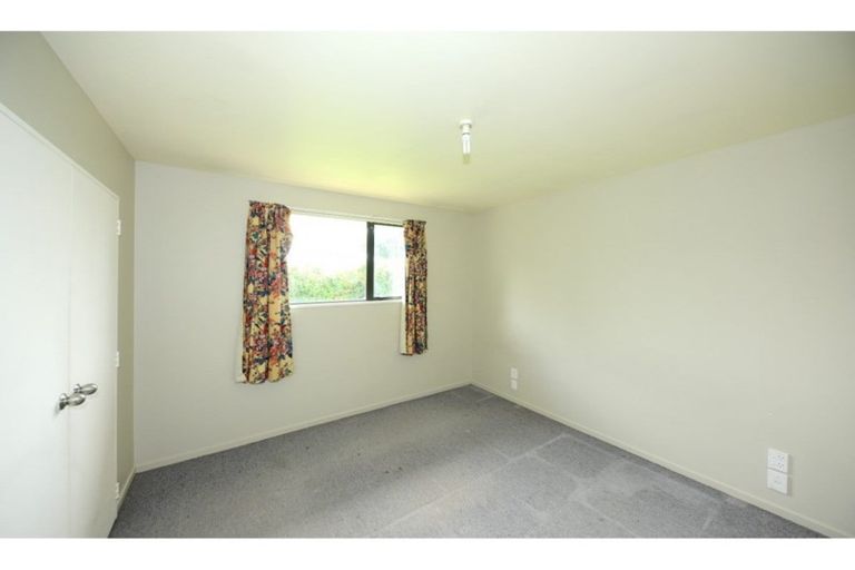 Photo of property in 6a Bellbrook Crescent, Shirley, Christchurch, 8013