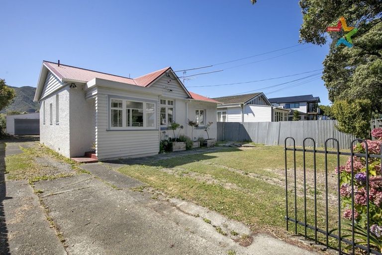 Photo of property in 94 Randwick Road, Moera, Lower Hutt, 5010