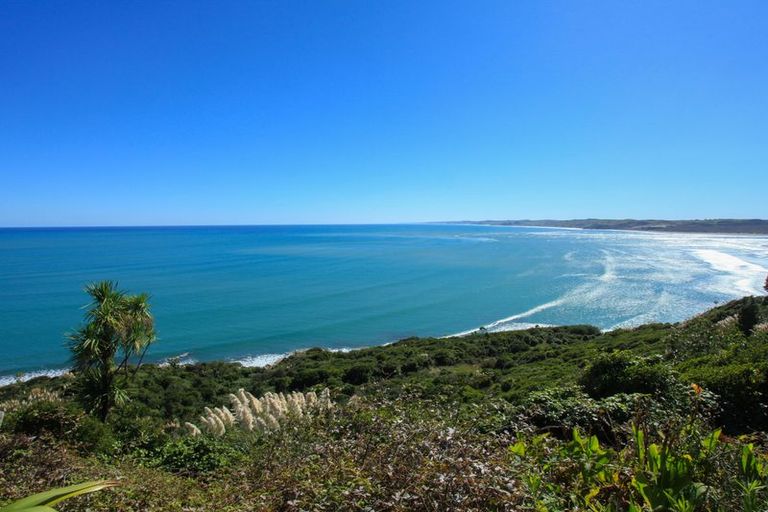 Photo of property in 7 Earles Place, Raglan, 3297