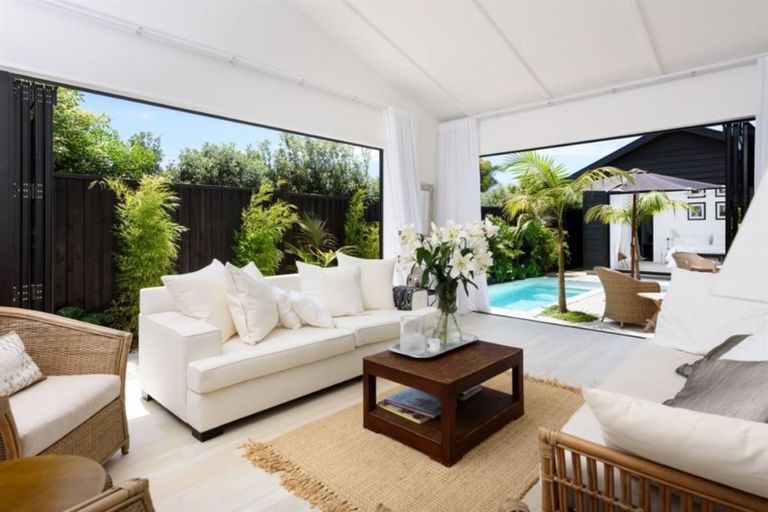 Photo of property in 10 Pebble Beach Way, Papamoa Beach, Papamoa, 3118