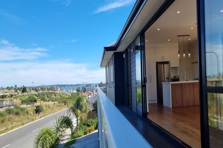 Photo of property in 150 Ninth View Avenue, Beachlands, Auckland, 2018