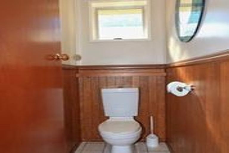 Photo of property in 33 Gorman Street, Macandrew Bay, Dunedin, 9014