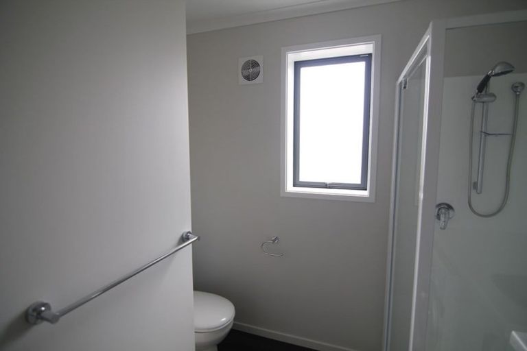 Photo of property in 104 Bowhill Road, New Brighton, Christchurch, 8083