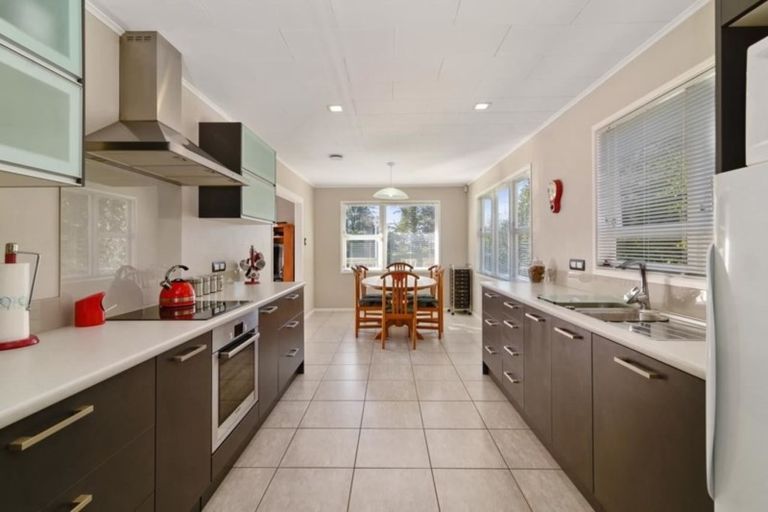 Photo of property in 19 Park Road, Western Heights, Rotorua, 3015