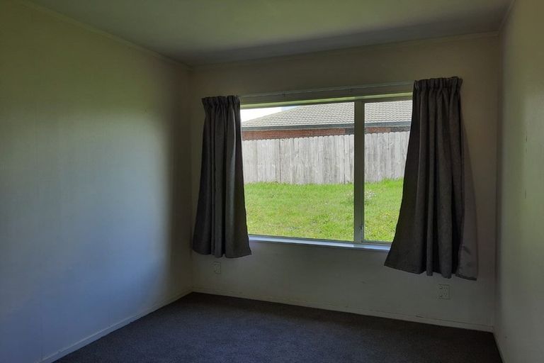 Photo of property in 9 Shenton Place, Burswood, Auckland, 2013