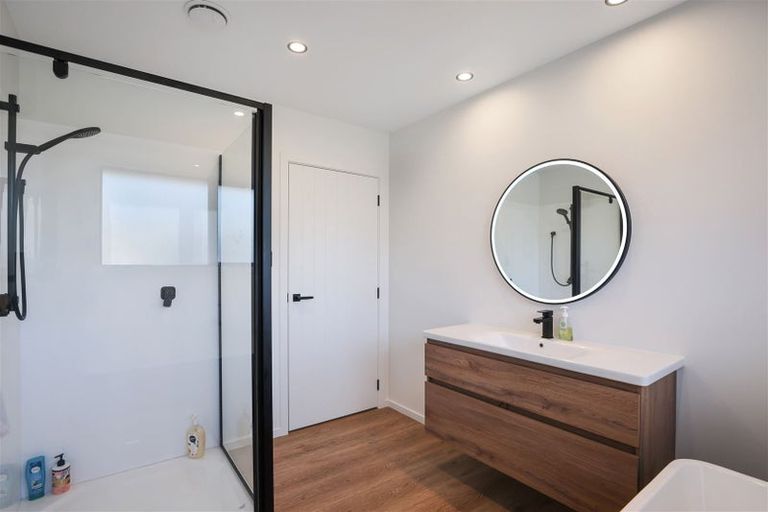 Photo of property in 5 Kelburn Place, Tinwald, Ashburton, 7700