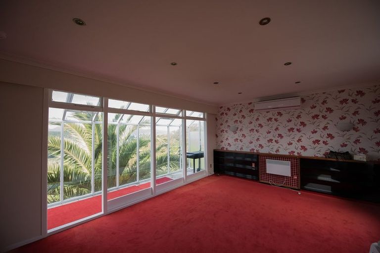 Photo of property in 12 Maple Grove, Kingston, Wellington, 6021