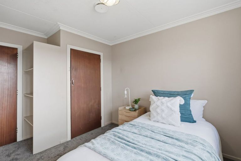 Photo of property in 1 Braemar Street, Kew, Invercargill, 9812