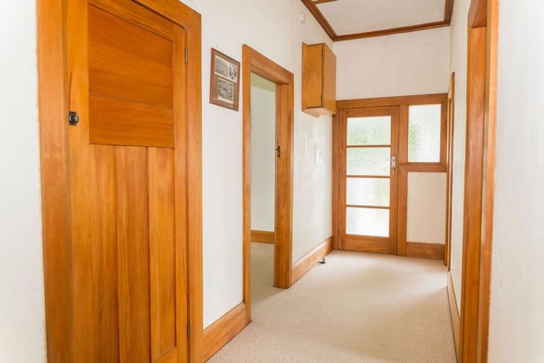 Photo of property in 5 Alexandra Street, Dannevirke, 4930