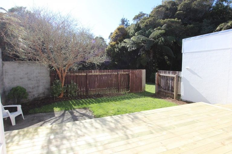 Photo of property in 5 Totara Terrace, Inglewood, 4330