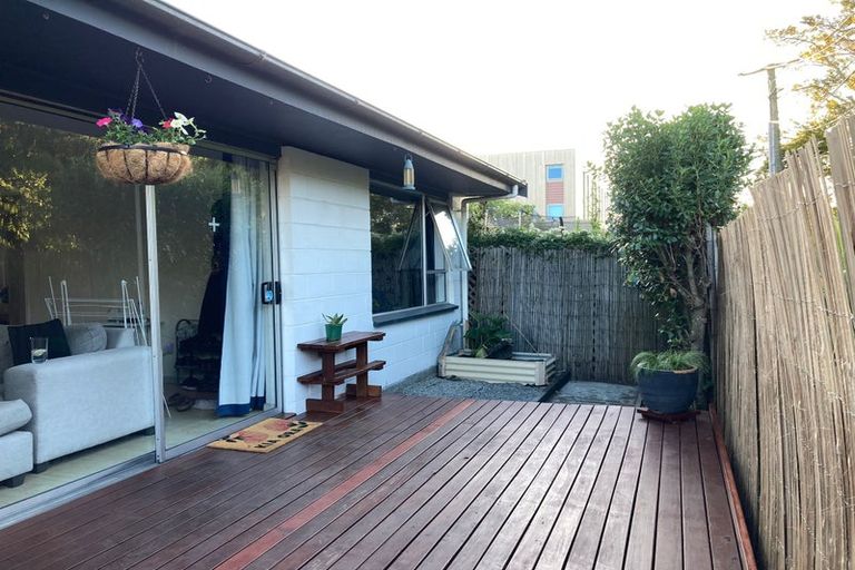 Photo of property in 3/73 Springfield Road, St Albans, Christchurch, 8014