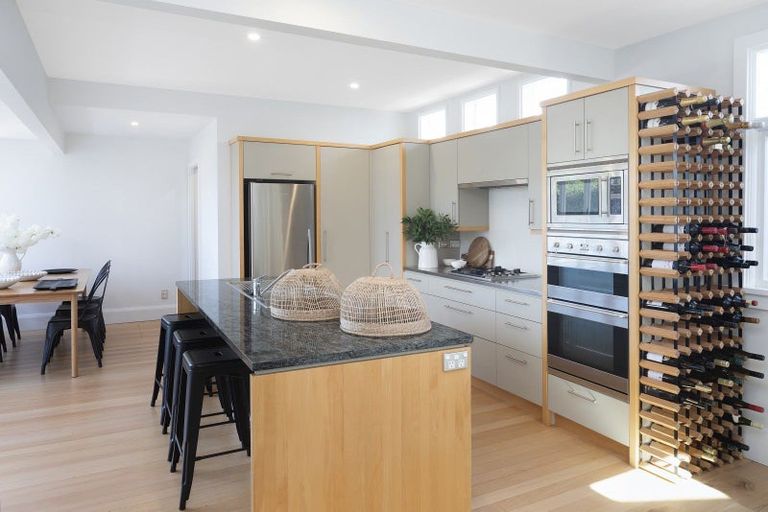 Photo of property in 16 Brenchley Avenue, Strowan, Christchurch, 8052