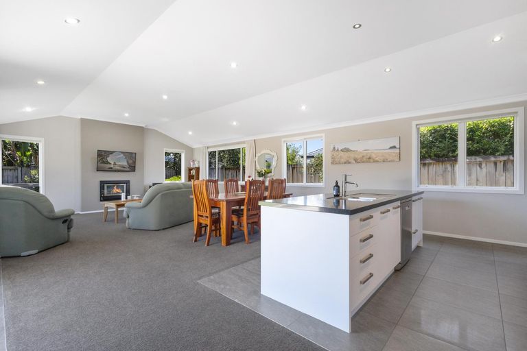 Photo of property in 6 Cotter Place, Cambridge, 3434