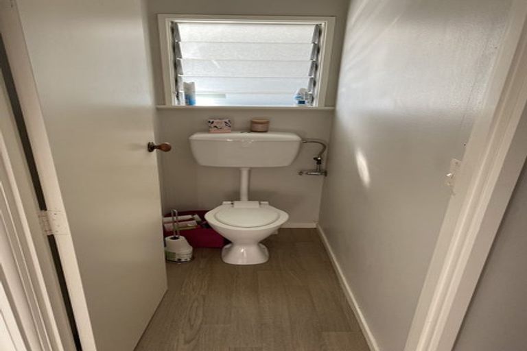 Photo of property in 2/804 Miller Street, Hastings, 4122